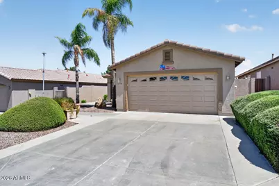 10798 W Chisholm Drive, Peoria, AZ 85373 - Photo 4