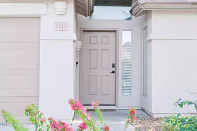 6101 S Four Peaks Place, Chandler, AZ 85249 - Photo 2