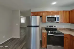 4241 N 73rd Ln, Phoenix, AZ 85033 - Photo 4