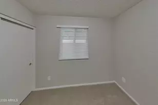 4241 N 73rd Ln, Phoenix, AZ 85033 - Photo 10