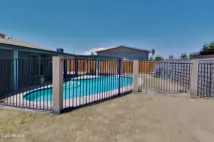 4241 N 73rd Ln, Phoenix, AZ 85033 - Photo 14