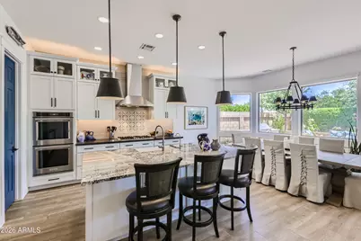 3427 N 42nd Place, Phoenix, AZ 85018 - Photo 12