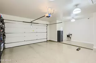 3427 N 42nd Pl, Phoenix, AZ 85018 - Photo 24