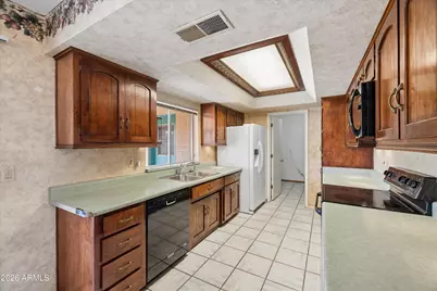 5209 W Las Palmaritas Drive, Glendale, AZ 85302 - Photo 14
