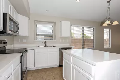 17478 N Gatun Avenue, Maricopa, AZ 85139 - Photo 2