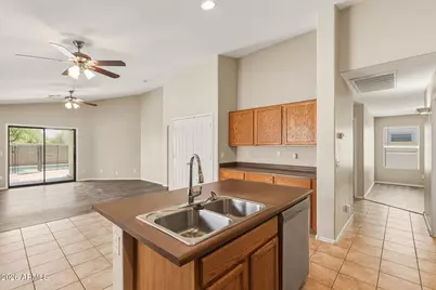 375 W Gascon Road, San Tan Valley, AZ 85143 - Photo 6