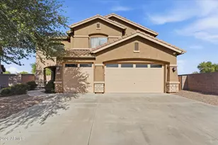 43967 W Scenic Dr, Maricopa, AZ 85139 - Photo 2
