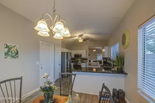 9917 N 94th Ave, Peoria, AZ 85345 - Photo 18