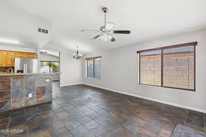 22619 N 31st Drive, Phoenix, AZ 85027 - Photo 2