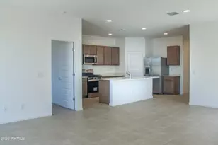 9833 W Monterey Way, Phoenix, AZ 85037 - Photo 14