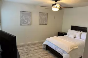 9775 N 94th Pl, Scottsdale, AZ 85258 - Photo 10