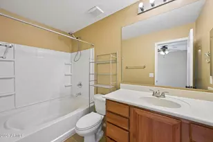 2330 E Pecan Rd, Phoenix, AZ 85040 - Photo 18