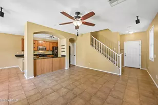 2330 E Pecan Rd, Phoenix, AZ 85040 - Photo 4