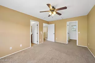 2330 E Pecan Rd, Phoenix, AZ 85040 - Photo 16