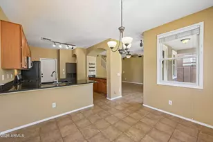 2330 E Pecan Rd, Phoenix, AZ 85040 - Photo 8