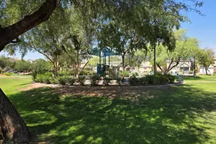 2330 E Pecan Rd, Phoenix, AZ 85040 - Photo 26