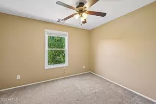 2330 E Pecan Rd, Phoenix, AZ 85040 - Photo 22