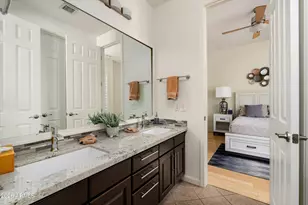 5241 E Hashknife Rd, Phoenix, AZ 85054 - Photo 24
