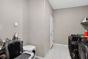 30431 W Picadilly Rd, Buckeye, AZ 85396 - Photo 20