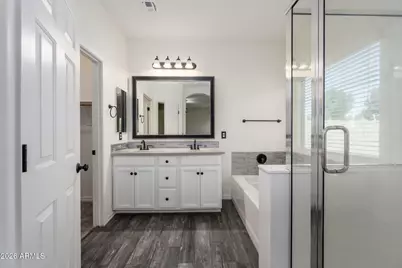 538 W Gum Tree Ave --, Queen Creek, AZ 85140 - Photo 2