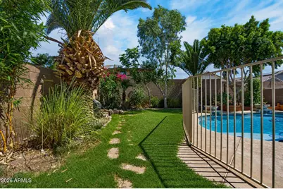 11826 W Foothill Drive, Sun City, AZ 85373 - Photo 38