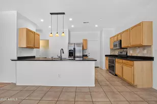 11826 W Foothill Dr, Sun City, AZ 85373 - Photo 12