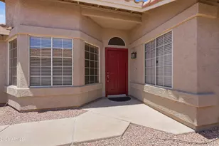 4326 E Desert Trumpet Rd, Phoenix, AZ 85044 - Photo 2