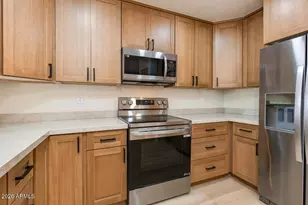 12222 N Paradise Vlg Pkwy S, Phoenix, AZ 85032 - Photo 10