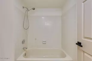 12222 N Paradise Vlg Pkwy S, Phoenix, AZ 85032 - Photo 18