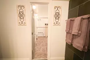 7625 E Camelback Rd, Scottsdale, AZ 85251 - Photo 18