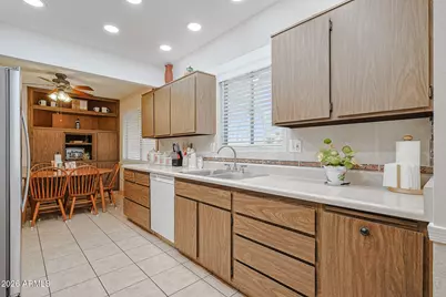 10305 W Loma Blanca Drive, Sun City, AZ 85351 - Photo 6