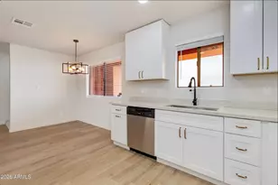 12222 N Paradise Vlg Pkwy S, Phoenix, AZ 85032 - Photo 14
