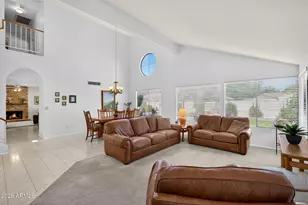 8915 S Ash Ave, Tempe, AZ 85284 - Photo 2