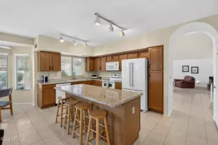 8915 S Ash Ave, Tempe, AZ 85284 - Photo 8