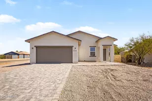 8769 W Reventon Dr, Arizona City, AZ 85123 - Photo 6