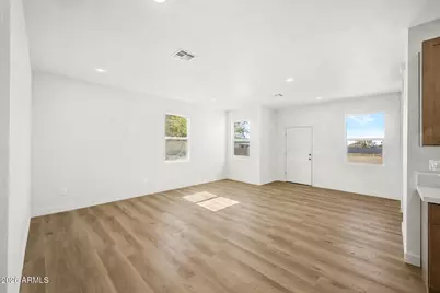 8769 W Reventon Drive, Arizona City, AZ 85123 - Photo 14
