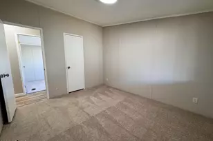 19401 N 7th St, Phoenix, AZ 85024 - Photo 12