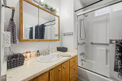 15844 N 66th Avenue, Glendale, AZ 85306 - Photo 16