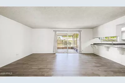 5215 W Las Palmaritas Drive, Glendale, AZ 85302 - Photo 8