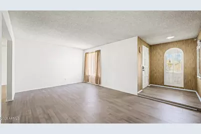 5215 W Las Palmaritas Drive, Glendale, AZ 85302 - Photo 4