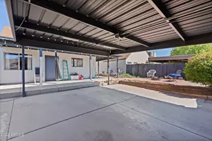 2129 W Rose Garden Ln, Phoenix, AZ 85027 - Photo 28