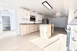 565 Raymond Dr, Sierra Vista, AZ 85635 - Photo 6