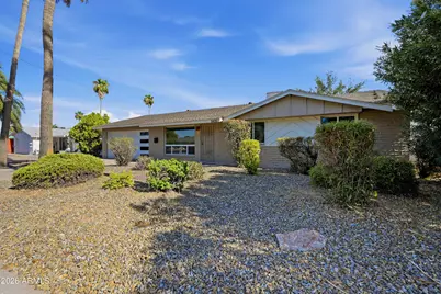 8435 E Hubbell Street, Scottsdale, AZ 85257 - Photo 2