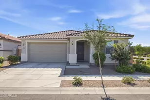 19746 S 210th Pl, Queen Creek, AZ 85142 - Photo 2