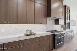 6829 N 14th St, Phoenix, AZ 85014 - Photo 18