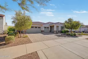 2151 N Beverly Pl, Buckeye, AZ 85396 - Photo 2