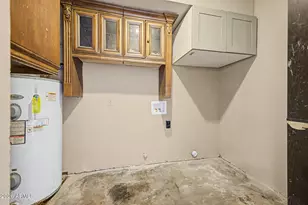 5536 W La Reata Ave, Phoenix, AZ 85035 - Photo 22