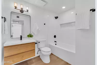 2216 N 68th Drive, Phoenix, AZ 85035 - Photo 26