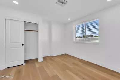 2216 N 68th Drive, Phoenix, AZ 85035 - Photo 16