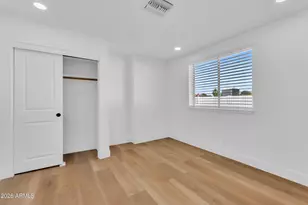 2216 N 68th Dr, Phoenix, AZ 85035 - Photo 16